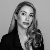 Dr Marie Duggan, GMC 7488383, reviewing clinician at Lutronic Genius RF London